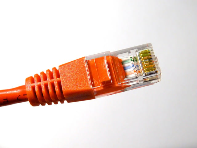 lan-connector-487699_1280.jpg